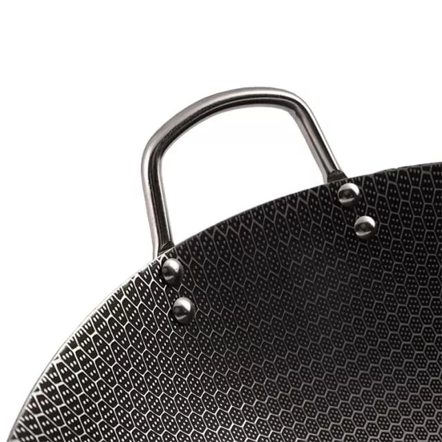Nonstick Honeycomb Interior Wok Cookware