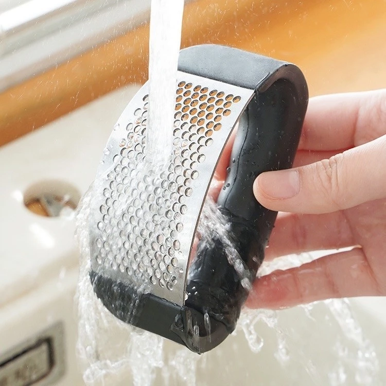 Handheld Garlic Press Stainless Steel Pressure Masher Chopping Manual Garlic Mincer Crusher Household Tools Kitchen